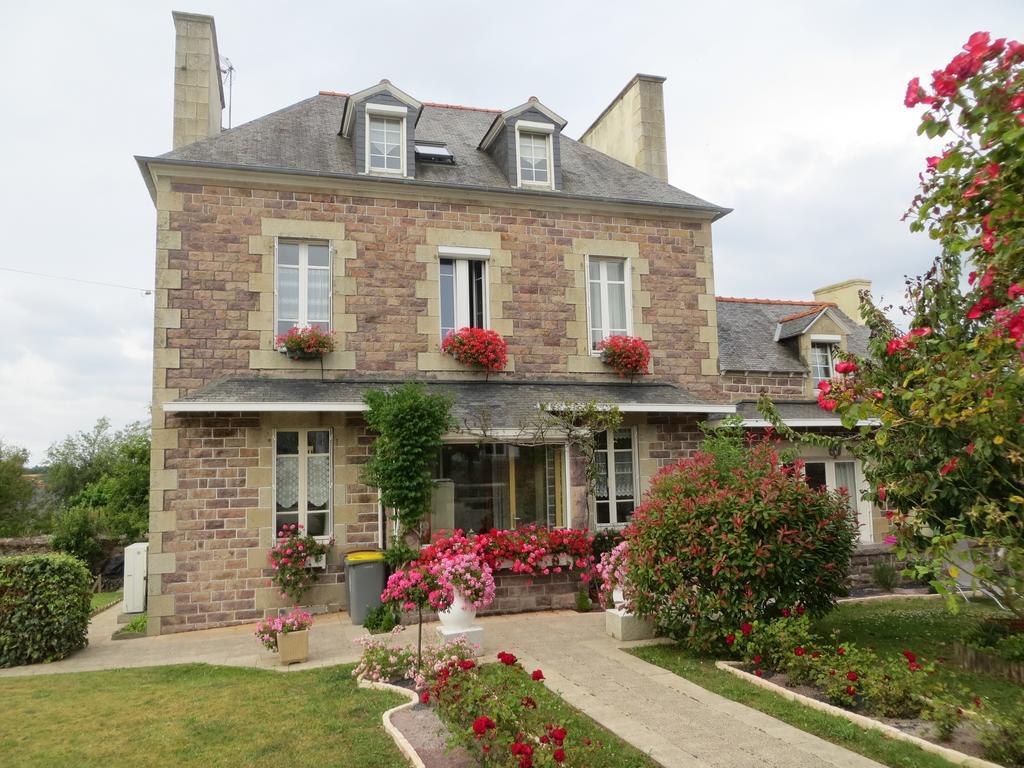 Maison D'Hotes Du Carrec Paimpol Exterior photo